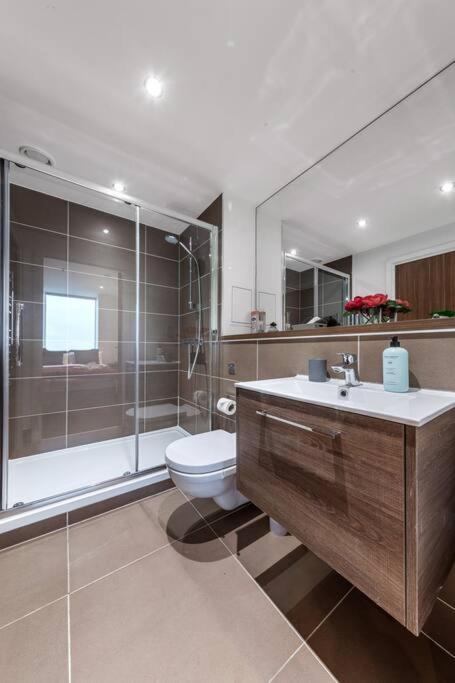 One Bedroom Flat In London Bp36 ภายนอก รูปภาพ